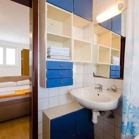 Appartamento In 39414 *