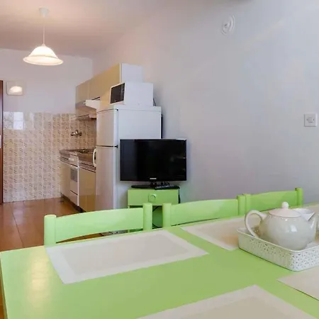 Apartment In 39414 Crikvenica