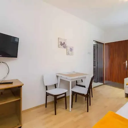 Apartment In 39414 Crikvenica