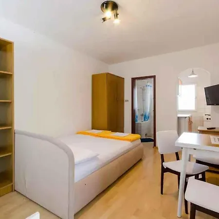 In 39414 Crikvenica